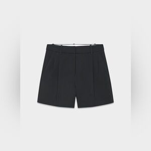 Aritzia Wilfred Effortless Short Mid-Thigh Crepette